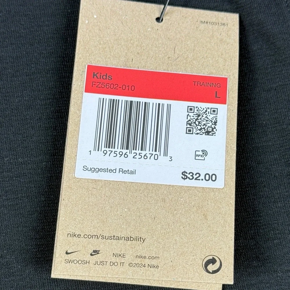 NWT Nike Top Girls Size Large L Black Short Sleeve T-Shirt‎